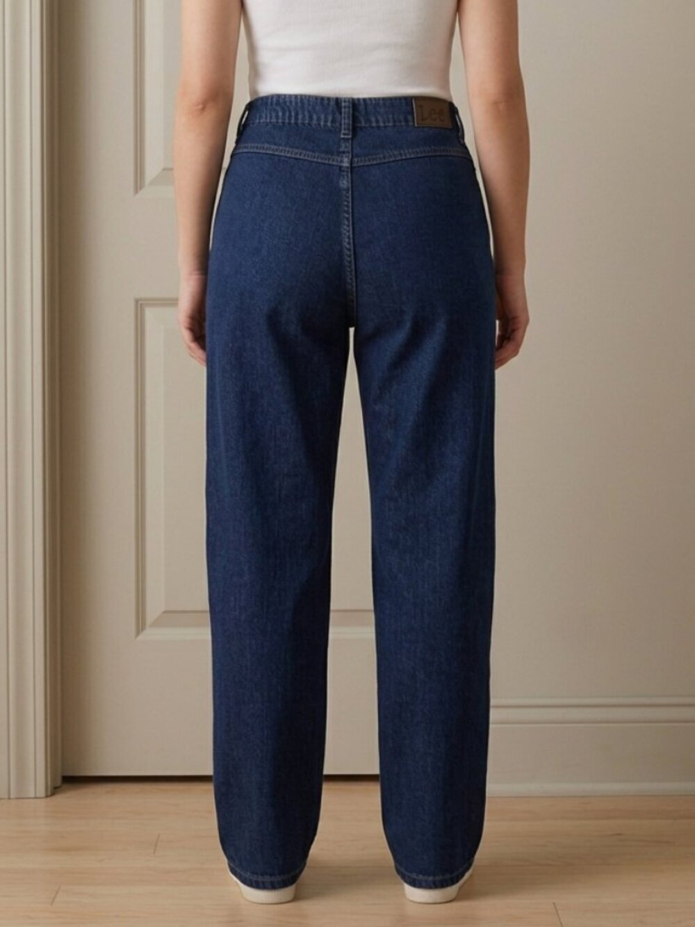 NWT Lee Relaxed Fit Side Elastic Tapered Leg Jeans - Dark Indigo - Size 14